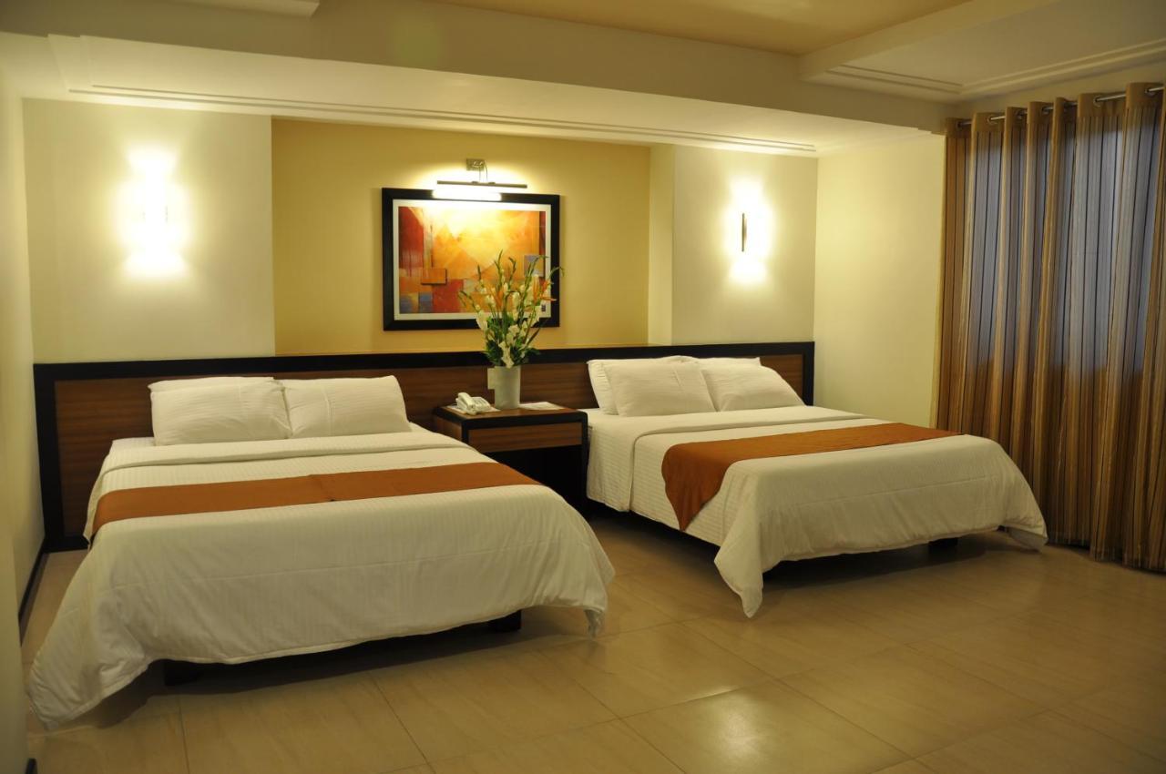 O Hotel Bacolod Exterior foto